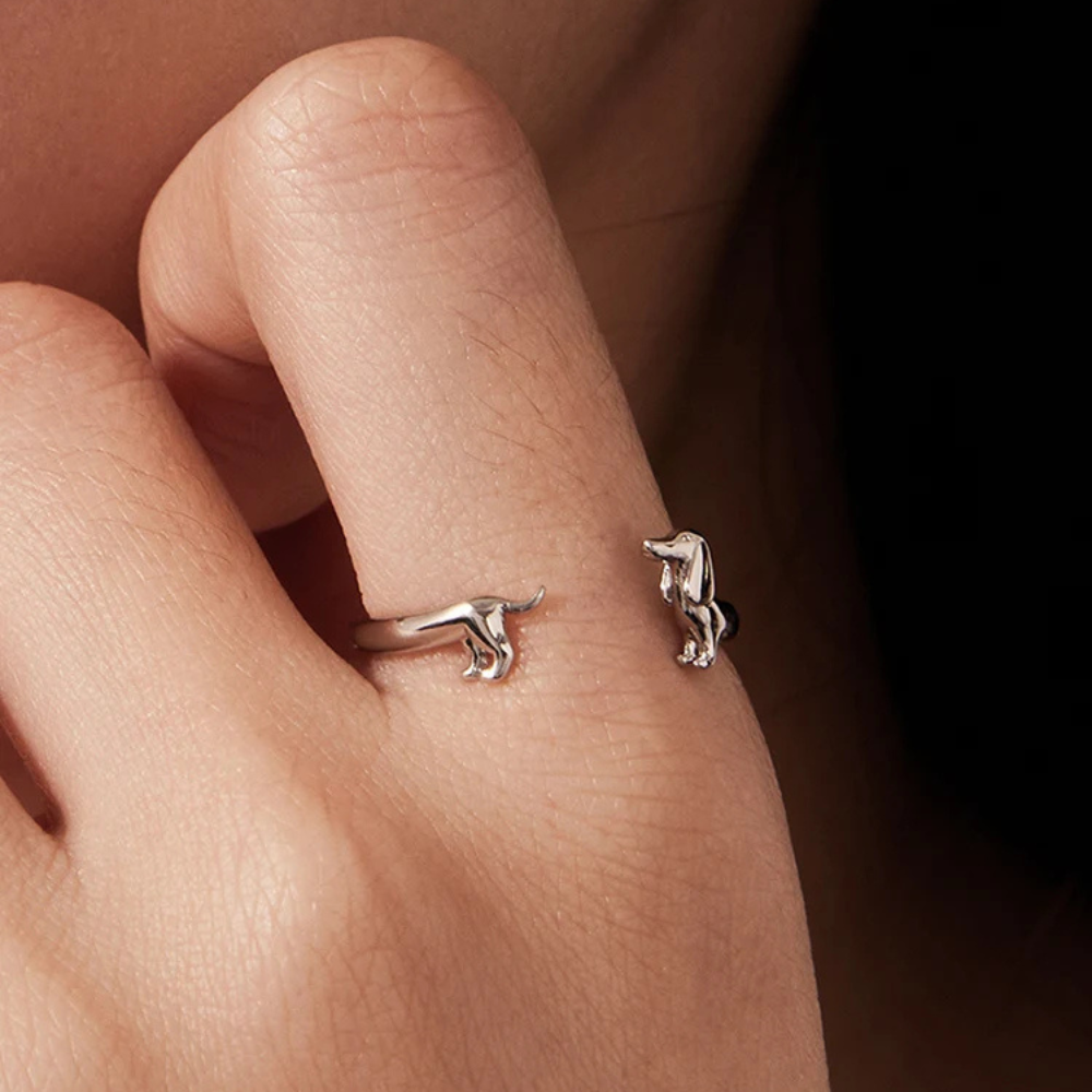LIMITED DACHSHUND LOVE RING (ADJUSTABLE)