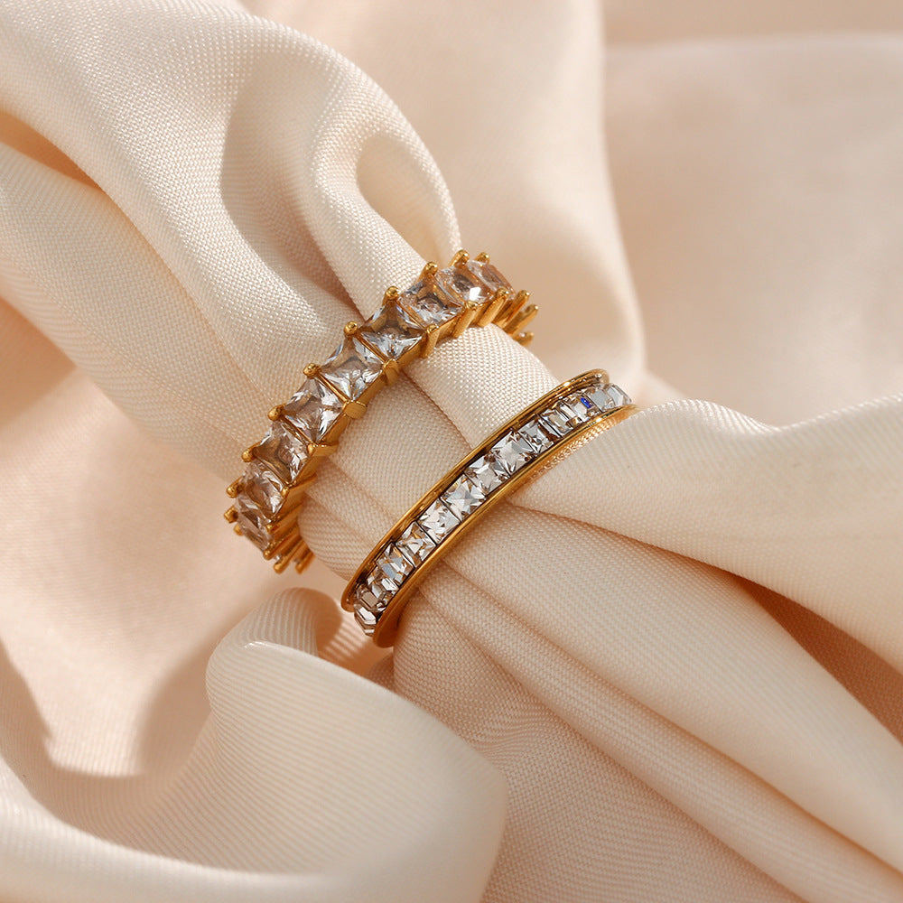 Uma Gold Ring