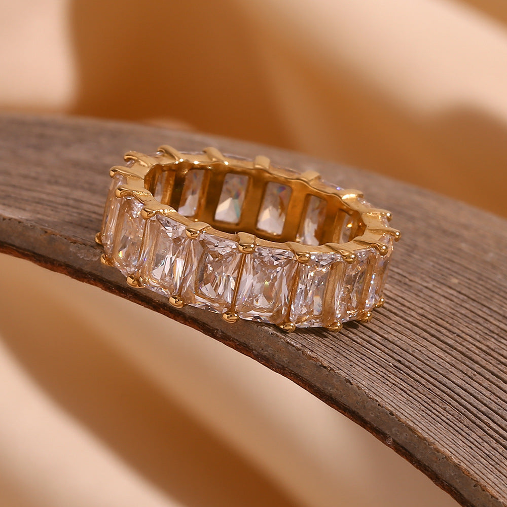 Seone Diamond Ring