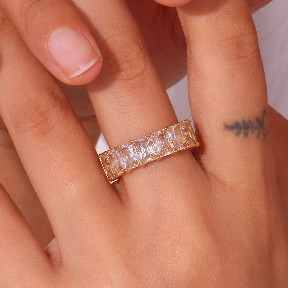 Seone Diamond Ring