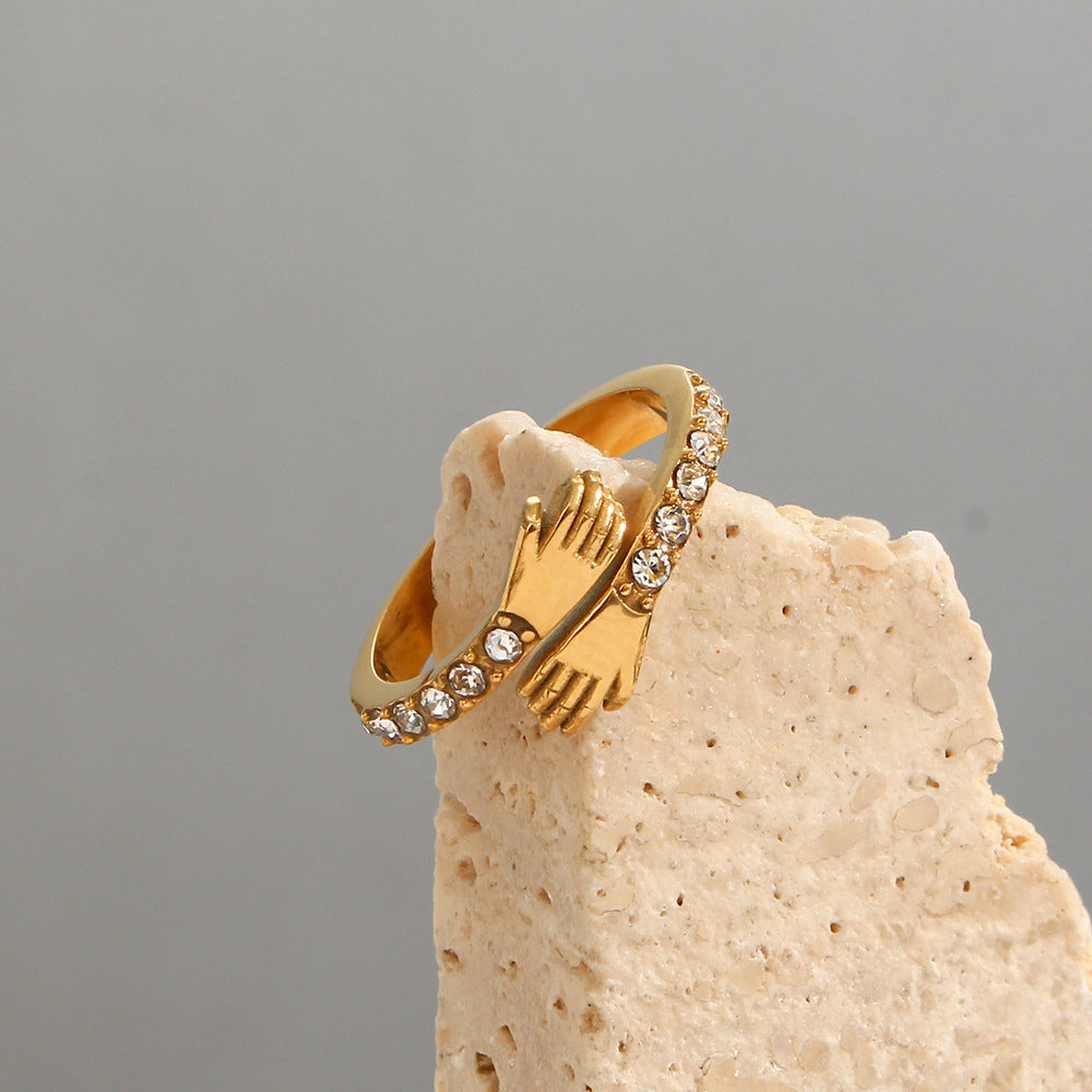 Ama Gold Ring