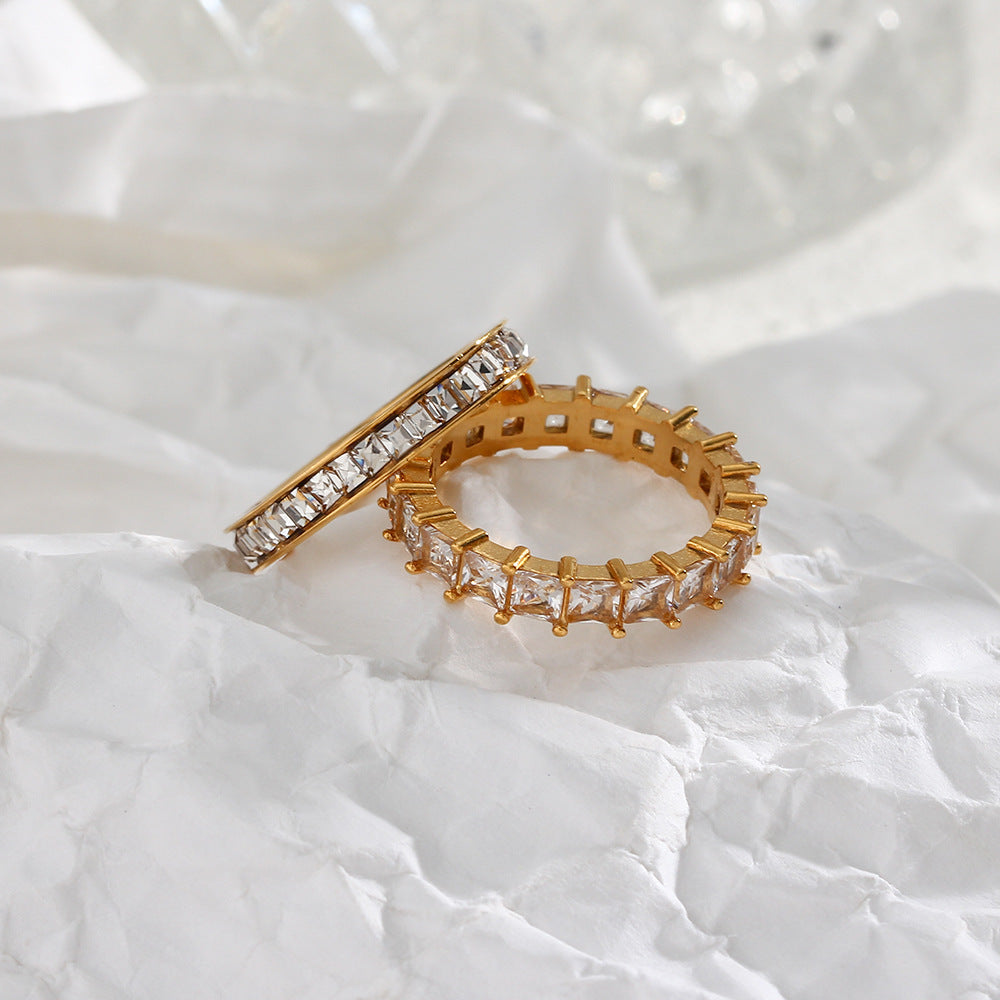 Uma Gold Ring