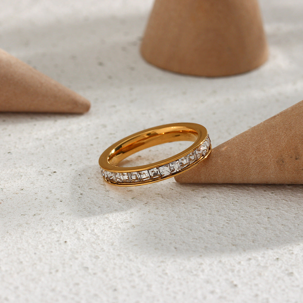 Uma Gold Ring