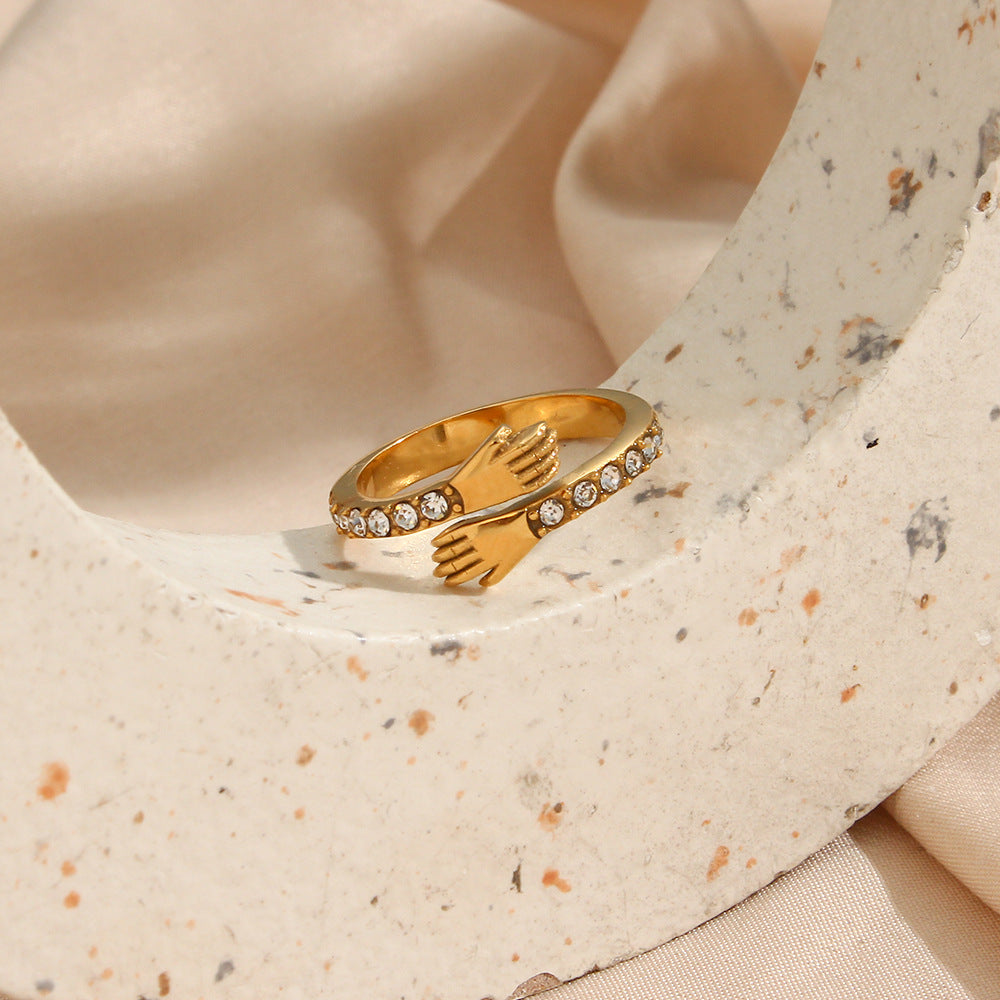 Ama Gold Ring